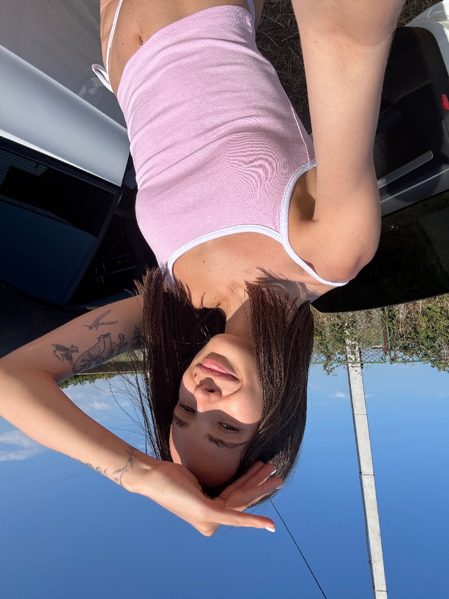 Sexy model Tina in Lianyungang